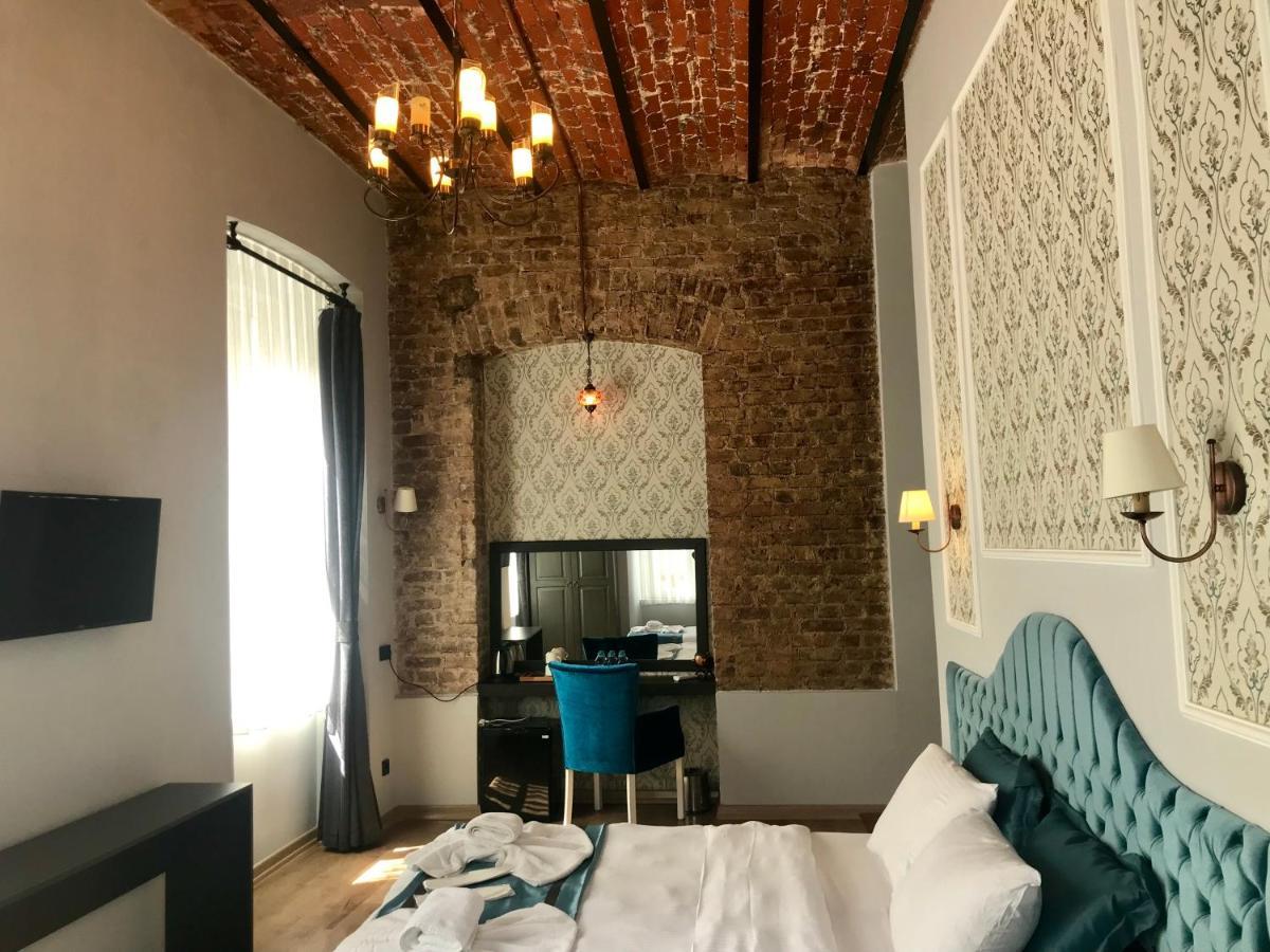 The Independent Hotel Taksim Istanbul Exterior photo